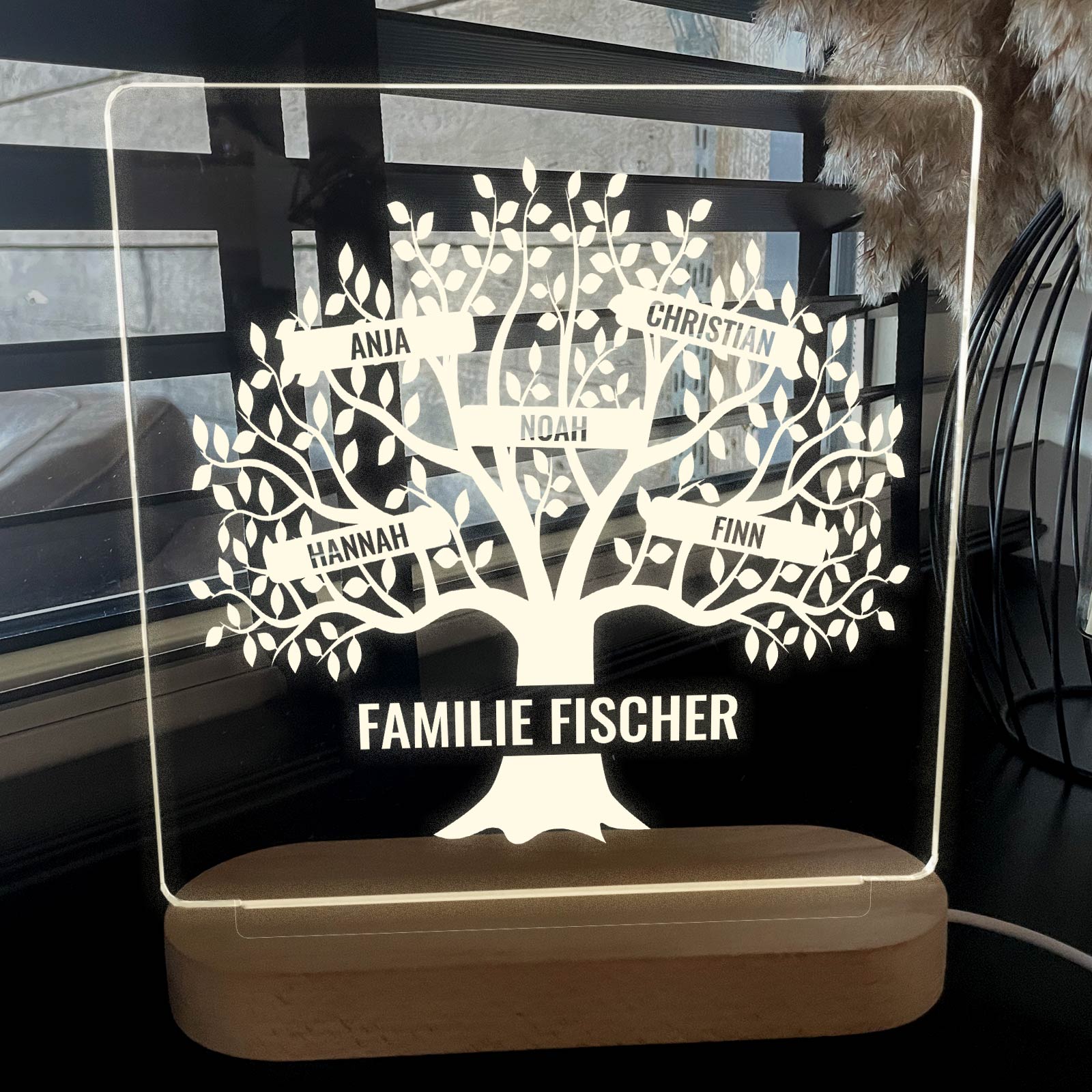 Familienbaum-LED-Lampe mit allen Namen
