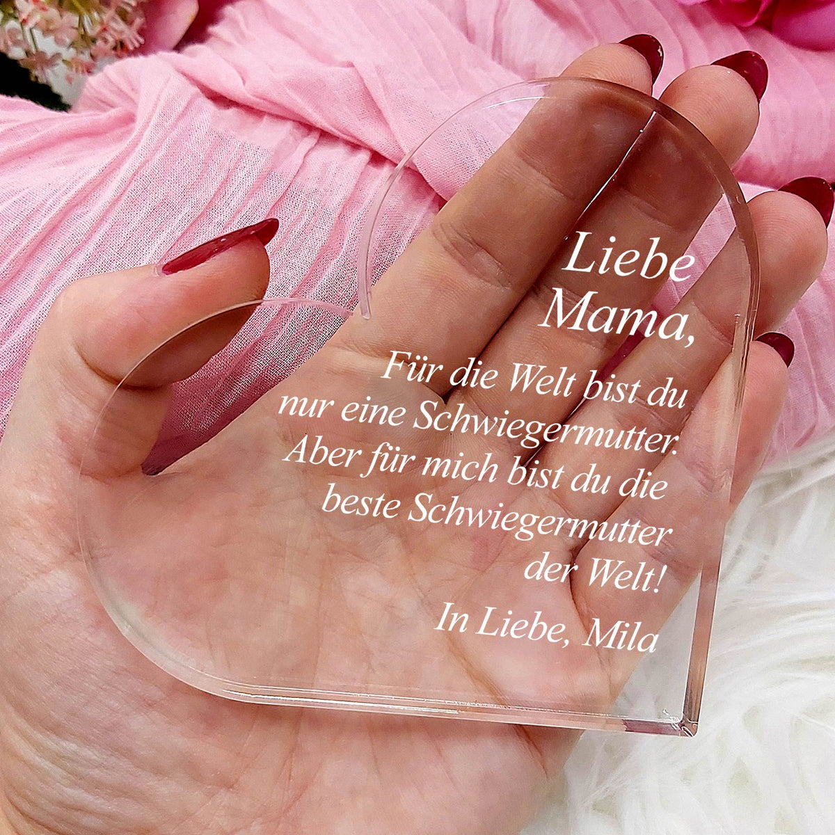 Für die Welt bist du nur eine Schwiegermutter – Plexiglasherz