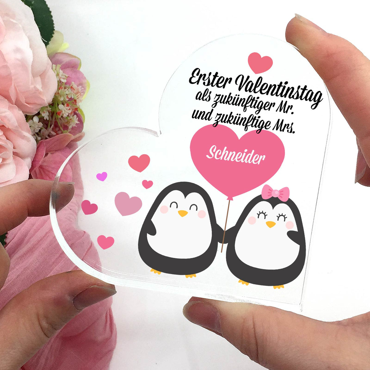 Erster Valentinstag als Verlobte – Plexiglasherz