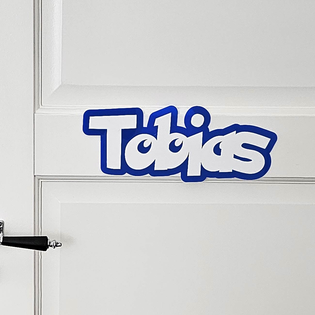 Namensschilder im Stil beliebter Filme und Serien