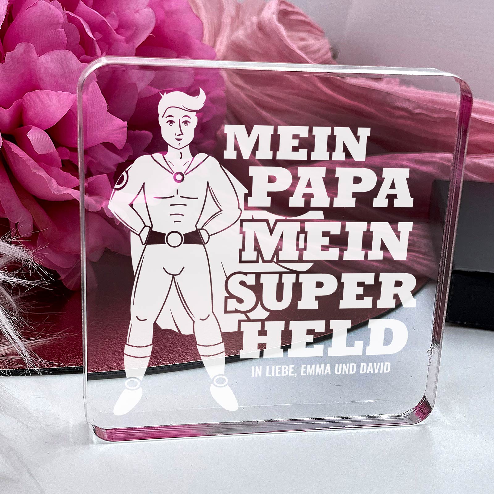 Geschenk für Papa: Mein Superheld aus Plexiglas