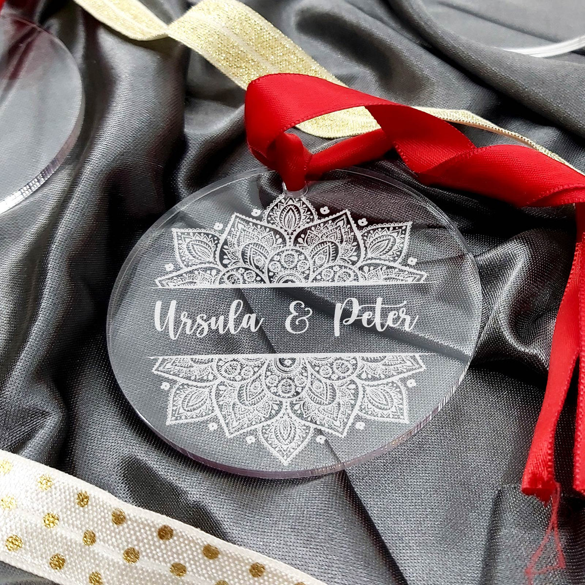 Mandala Weihnachtsdeko mit ihren Namen