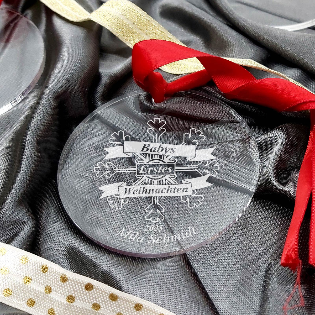 Babys erstes Weihnachten - Weihnachtsdeko aus Plexiglas