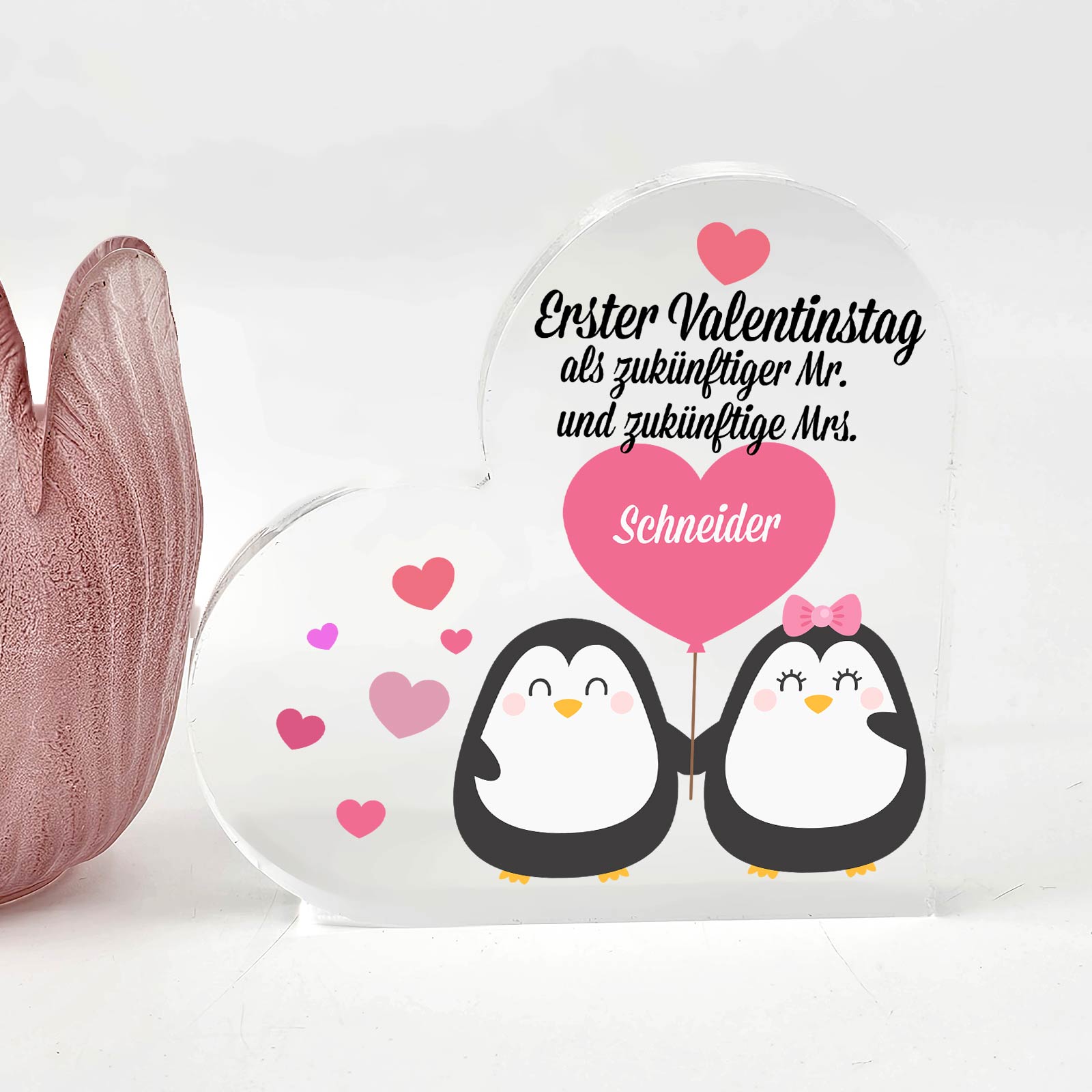 Erster Valentinstag als Verlobte – Plexiglasherz