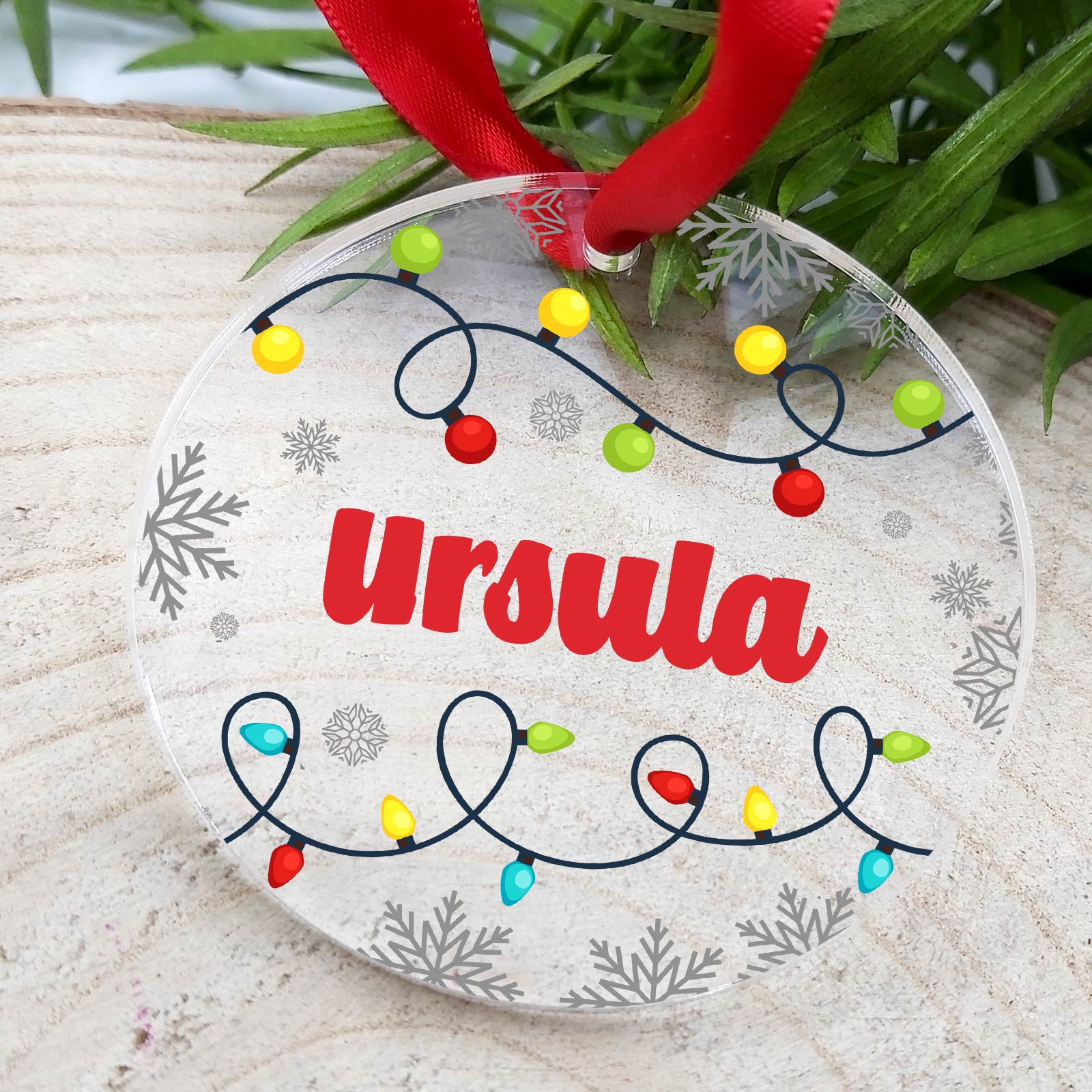 Weihnachtsdeko mit Lichterdesign und Namensgravur